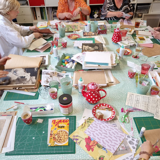 Vrijdag 28 november - Het Creatief Atelier - Vintage kaarten maken
