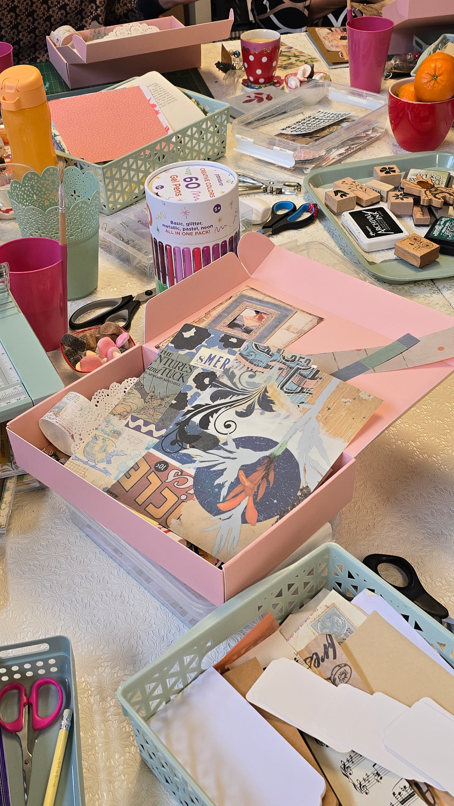 Zondag 23 november - Vul je eigen creatieve junk journal!